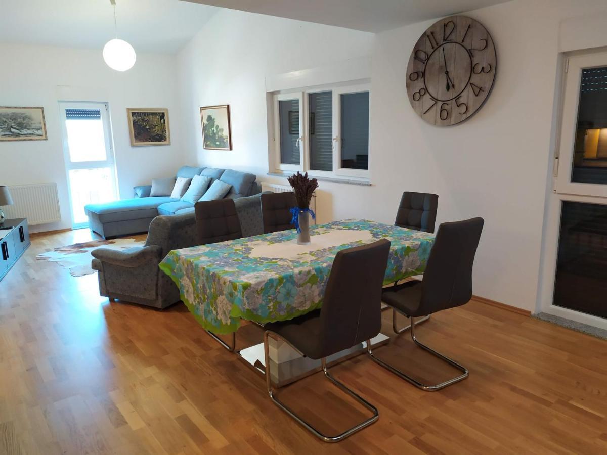 Apartment Jasmina Rijeka Bagian luar foto
