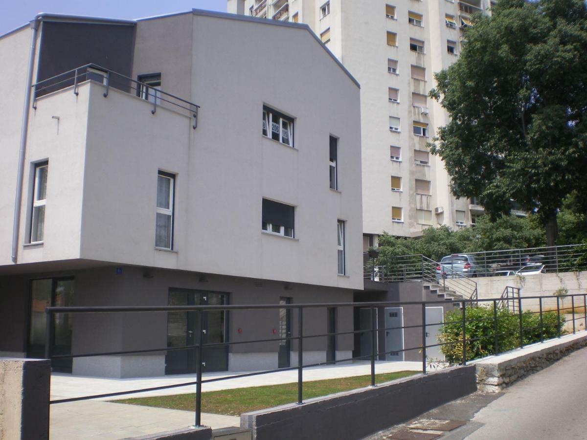 Apartment Jasmina Rijeka Bagian luar foto